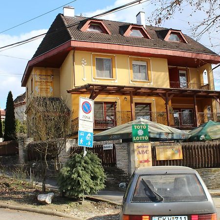 Herczeg Apartment Miskolc Ngoại thất bức ảnh