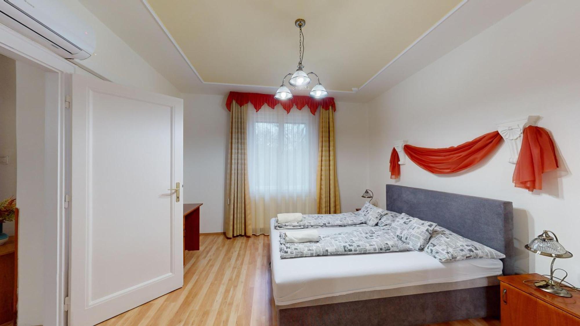 Herczeg Apartment Miskolc Ngoại thất bức ảnh