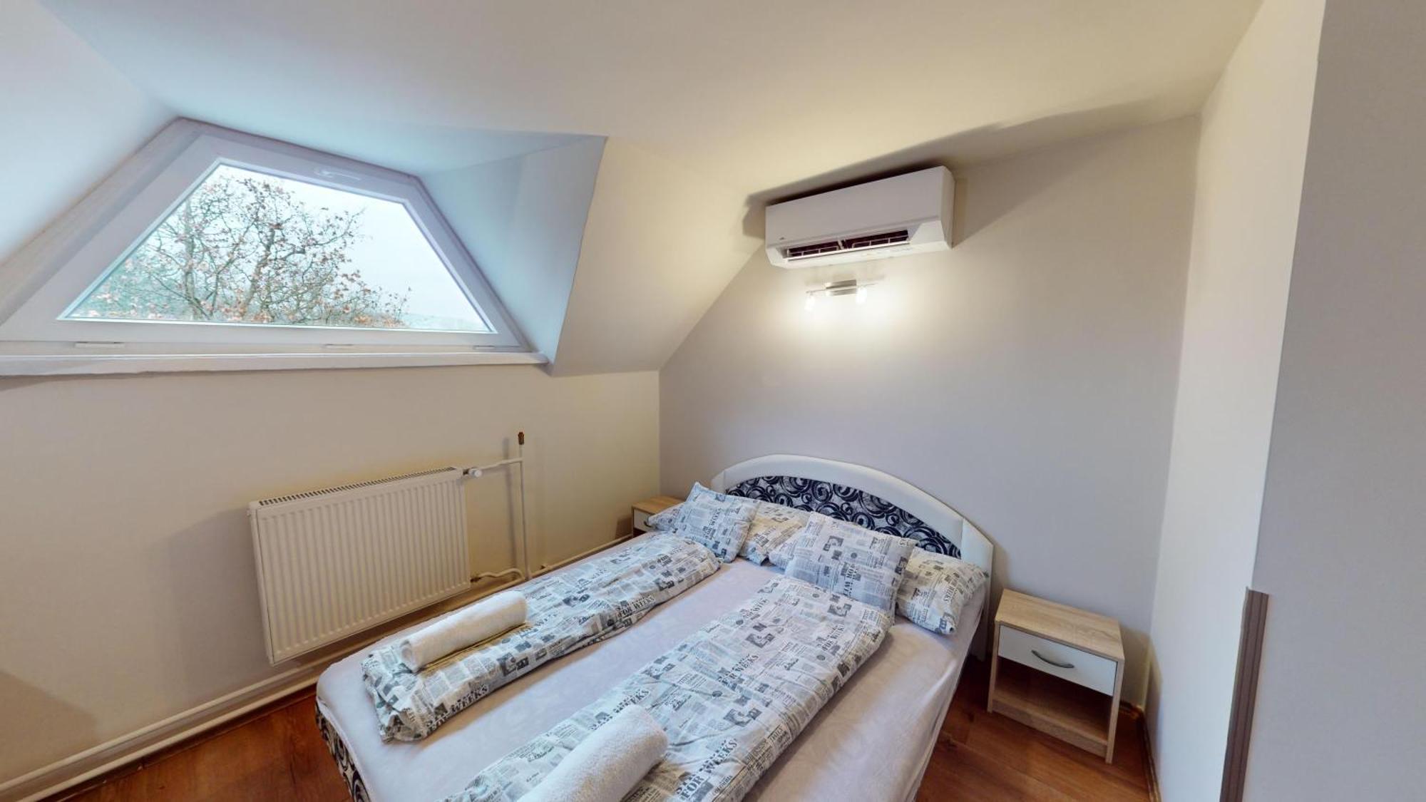 Herczeg Apartment Miskolc Ngoại thất bức ảnh