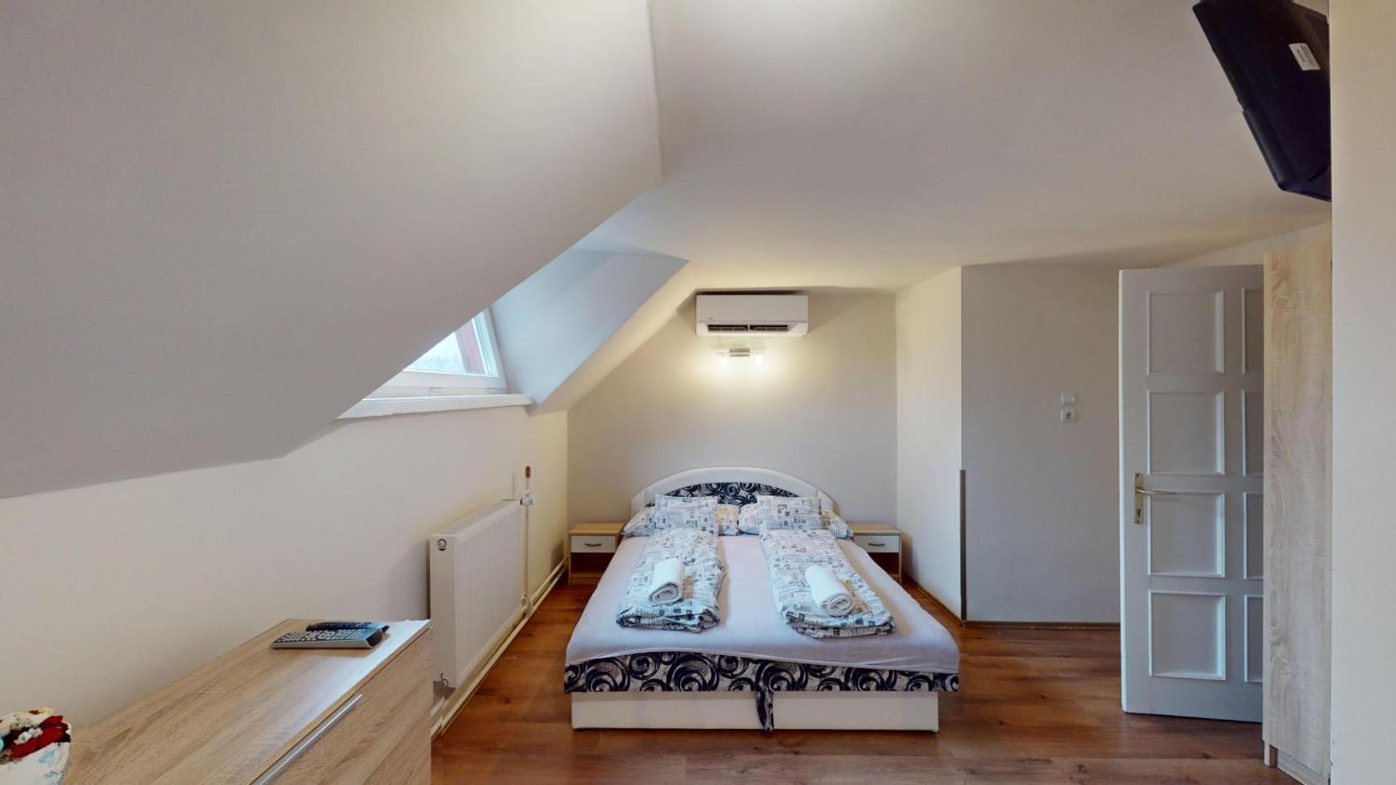 Herczeg Apartment Miskolc Ngoại thất bức ảnh